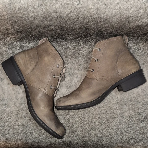 Bogs Kristina Chukka Boot Leather Waterproof Taupe Women's 9.5 - Picture 7 of 13